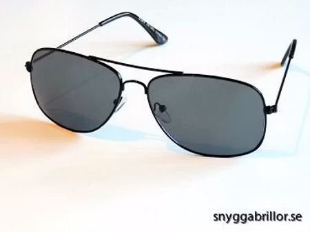 Solglasögon Lasse svarta