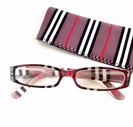 Läsglas grå lila med fodral