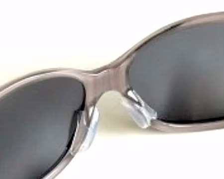 Ett par Näskuddar självhäftande