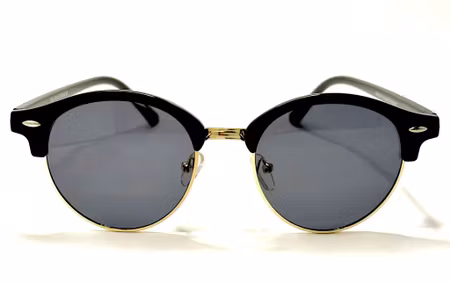 Solglas Adria svarta