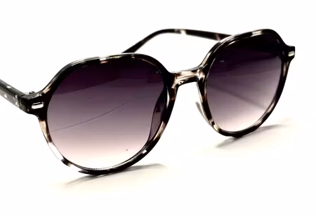 Solglas Elviras nr 8, finns i 4 färger