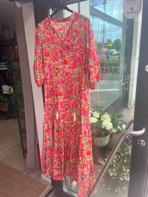 Nora Maxi dress red-pink-green