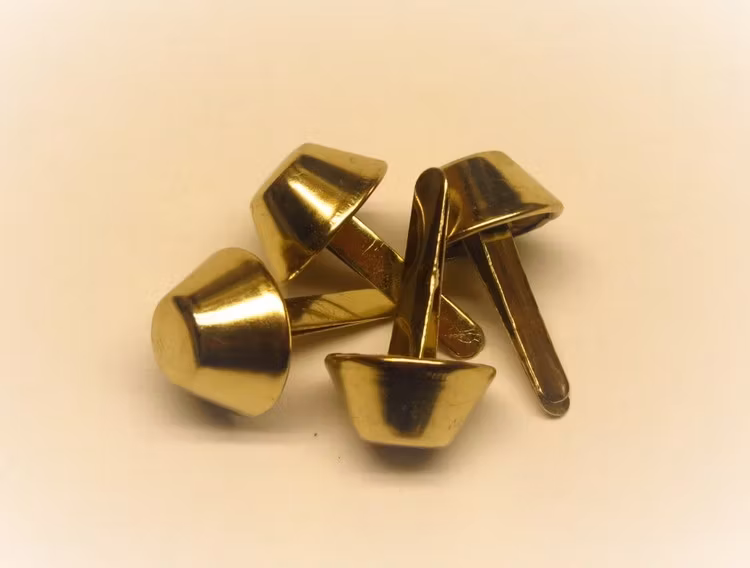 Väskfötter pyramid 15 mm - 1-pack