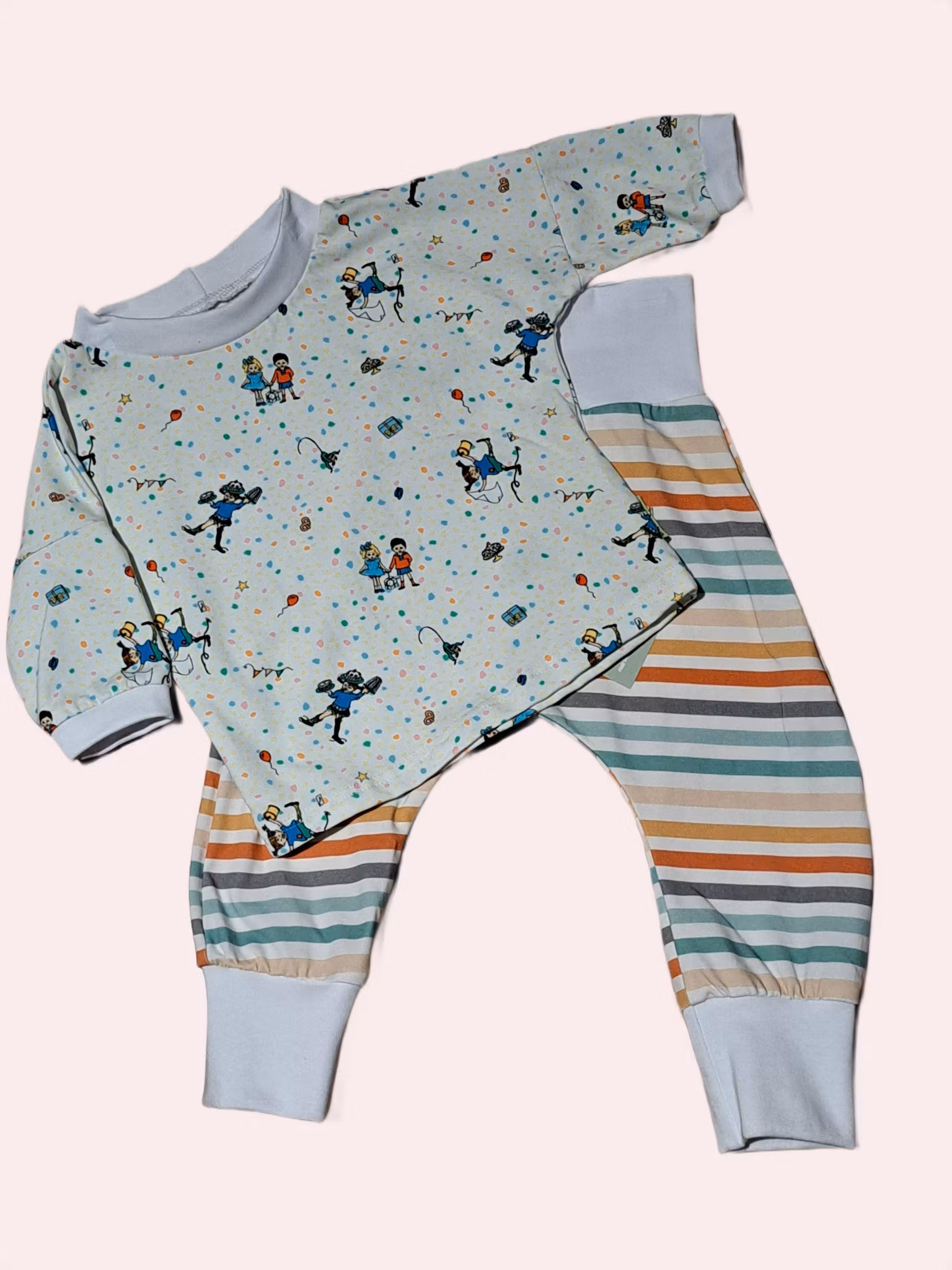 Set tröja och muddbyxa Pippi Långstrump på kalas