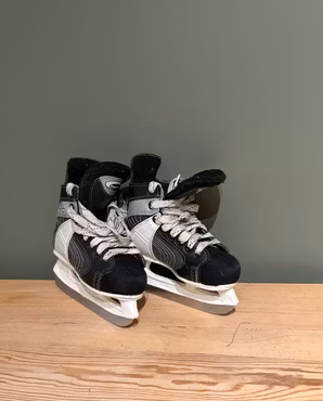 CCM Skridskor (stl. 30)