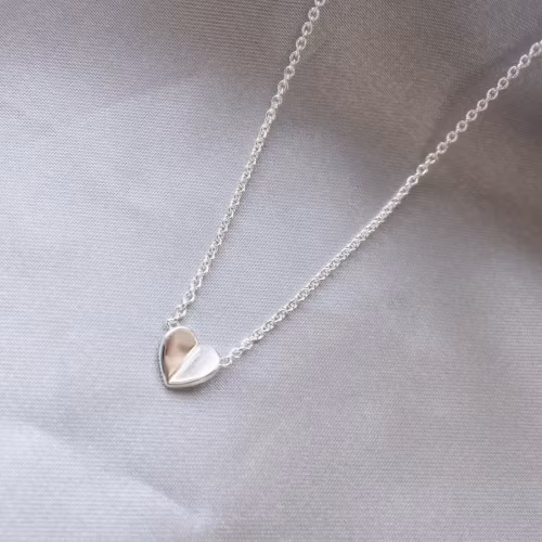 "Lucky Heart" necklace in silver