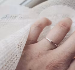 "Stardust" ring, välj ädelsten