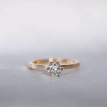 "North Star" ring with a 0.50ct W/SI diamond