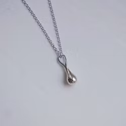 "Mini drop" pendant in silver