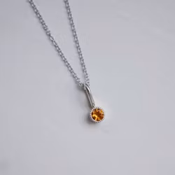 "Twinkle" hänge i silver med citrin
