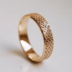 "Baingyl" 5mm hand engraved gold ring