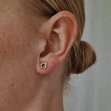 "Björk" earrings in gold