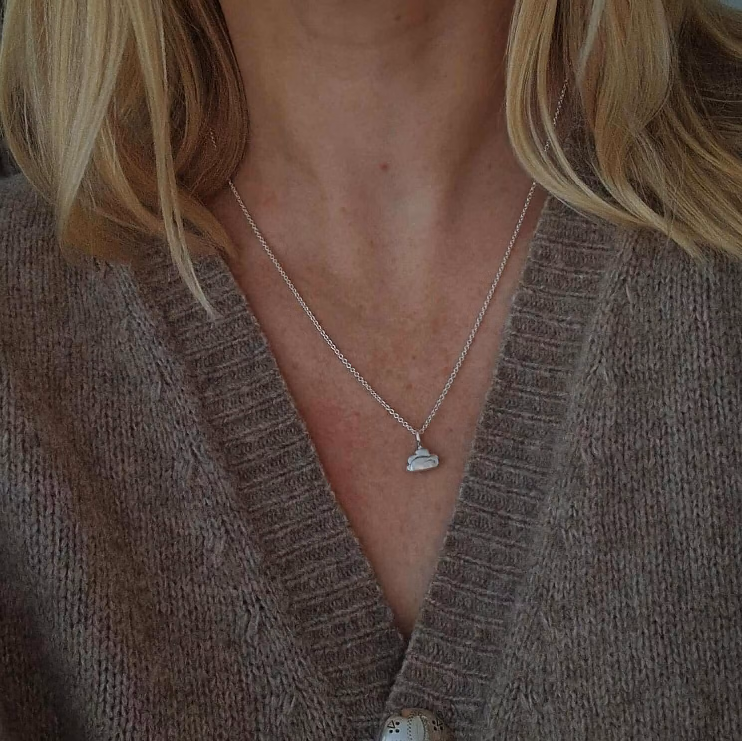 "Cloud" pendant in silver