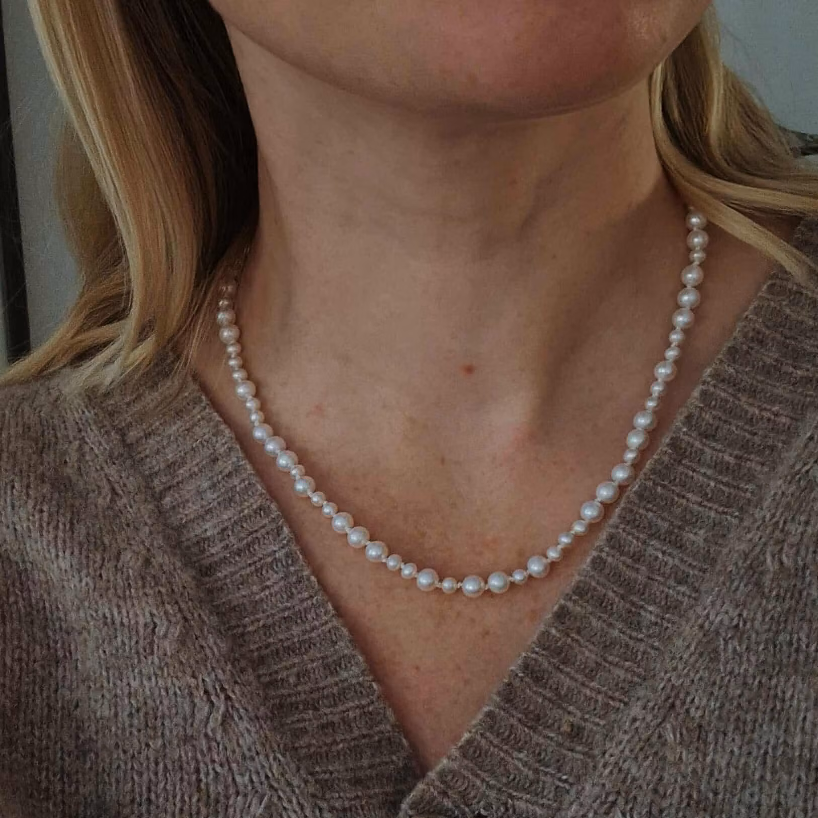 Collier with freshwater pearls