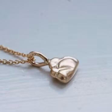 "Cloud" pendant in 18K gold