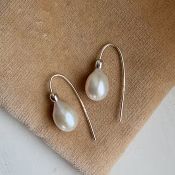 "Snowdrop" earrings in silver