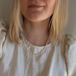 Collier med sötvattenspärlor 45cm