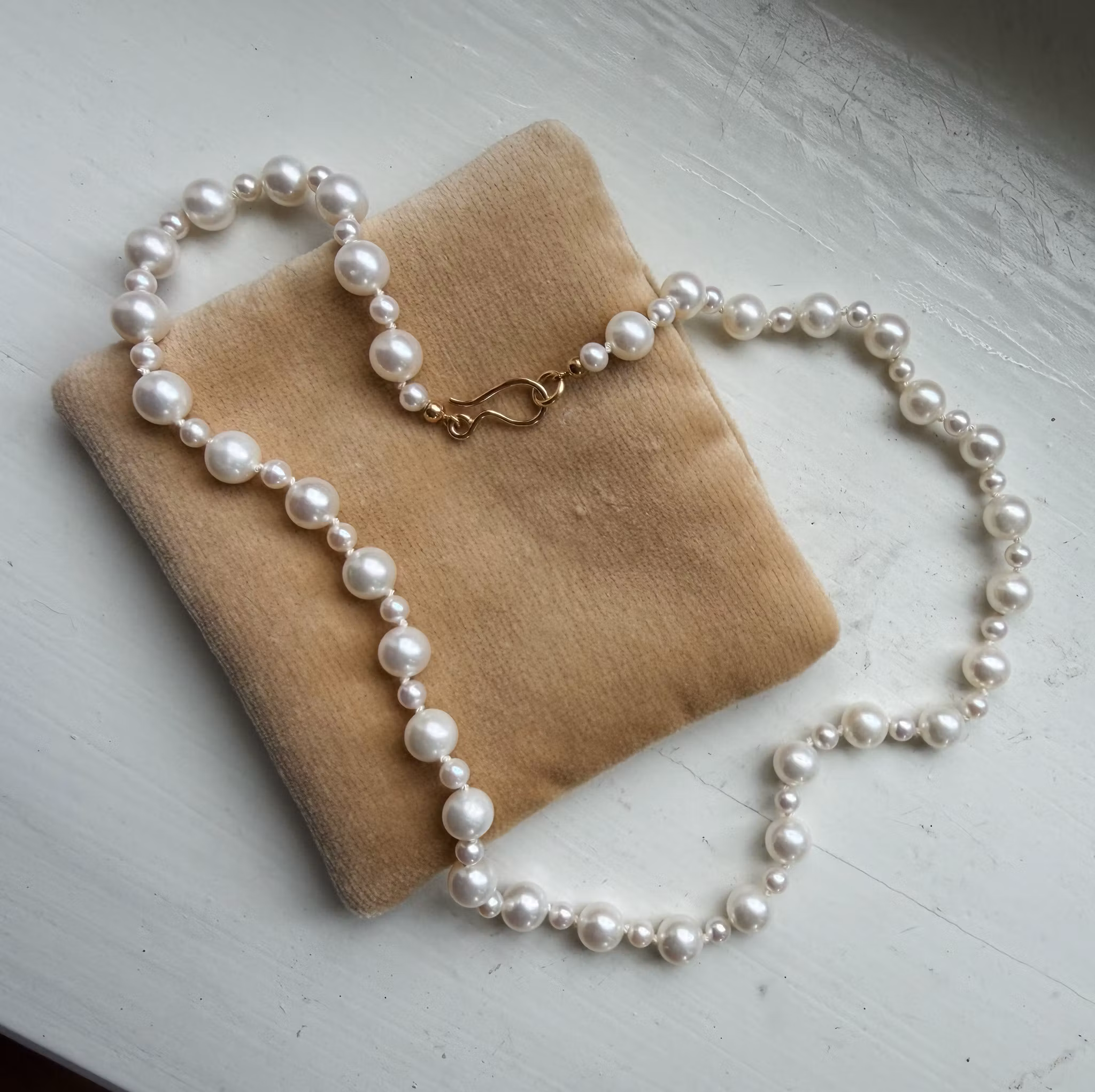 Collier with freshwater pearls 47cm & gold