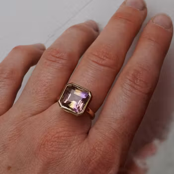 Cocktail "Sunrise" gold ring