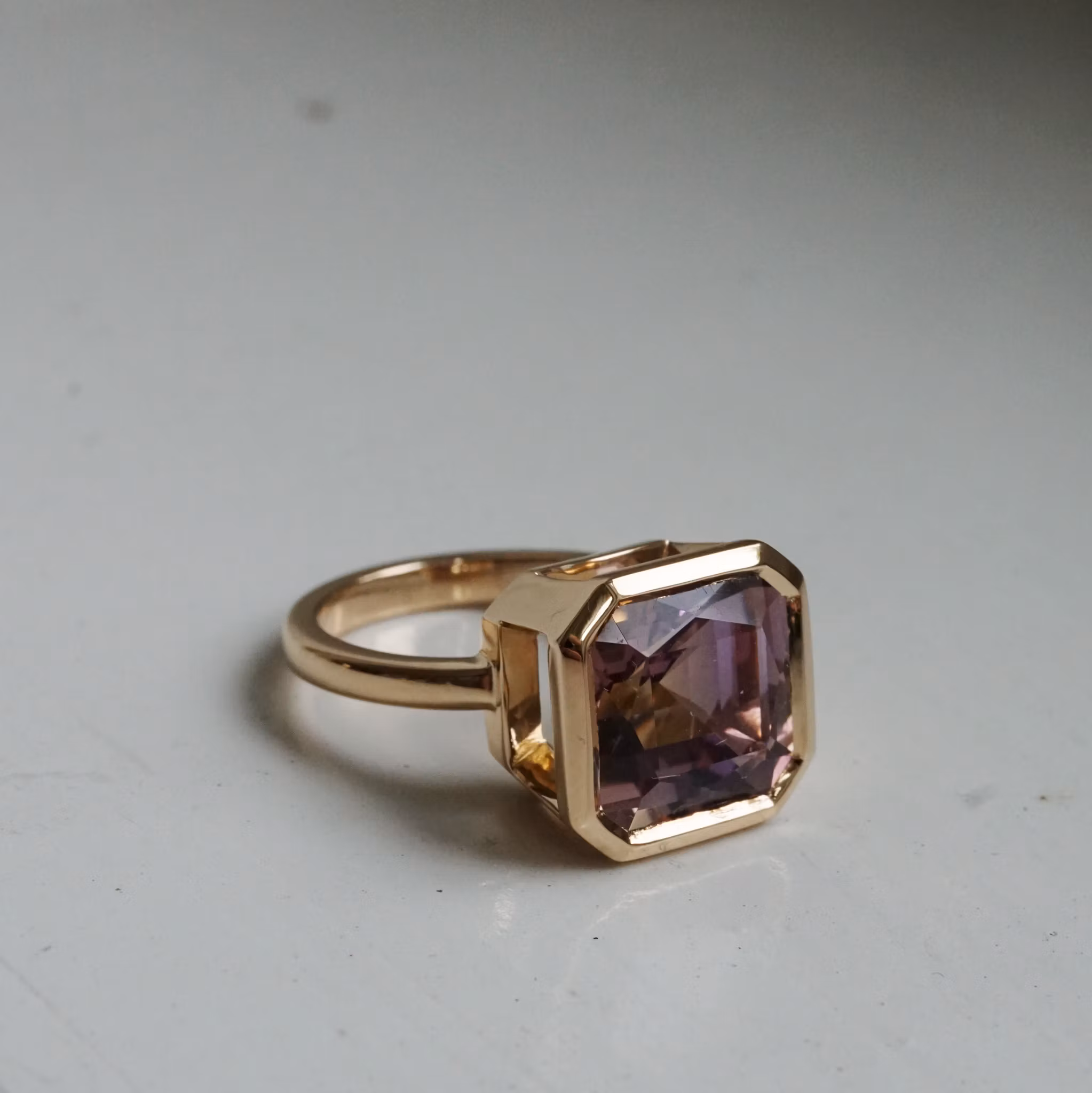 Cocktail "Sunrise" gold ring