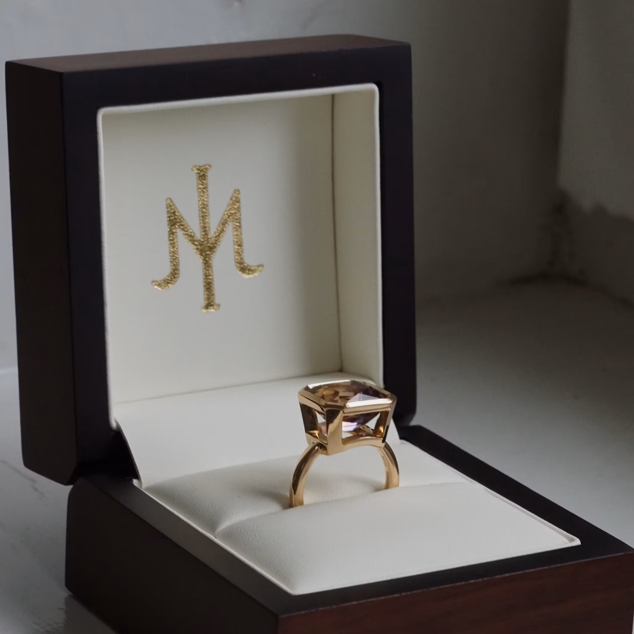 Cocktail "Sunrise" gold ring