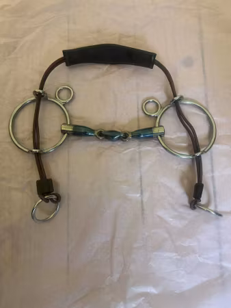 Curbgag 3-delat Trust