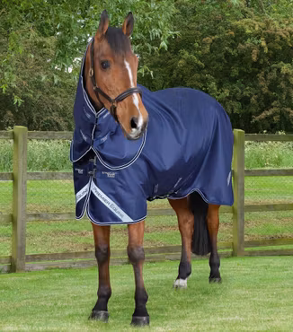 Premier Equine Stratus 600D 100g Utetäcke med hals
