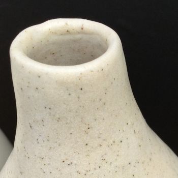 9894 Beige granite
