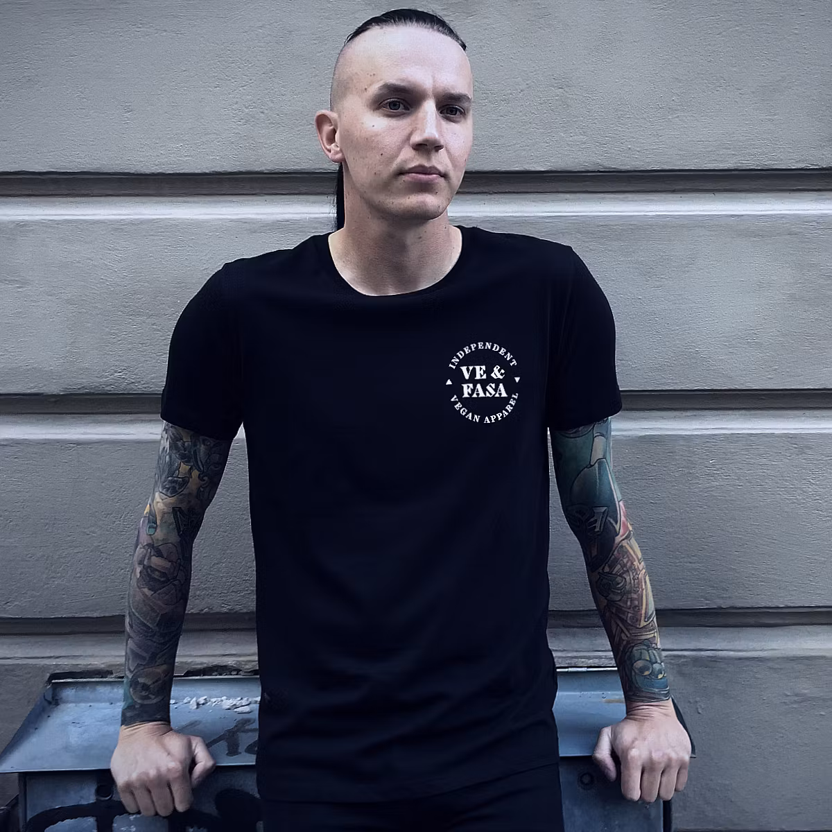 Ve & fasa logo t-shirt (XS)