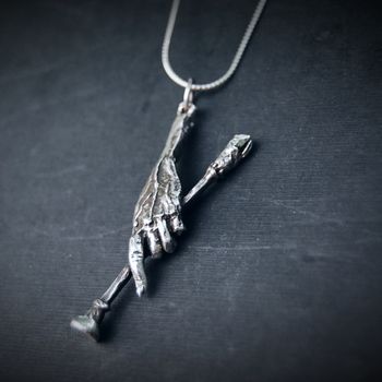 Hag's Hand necklace