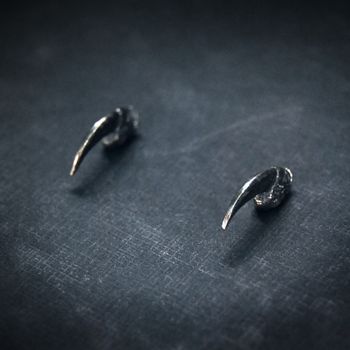 Talon earring