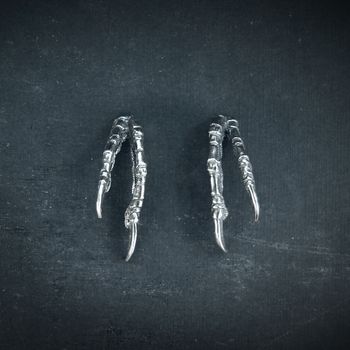 Double Talon earring