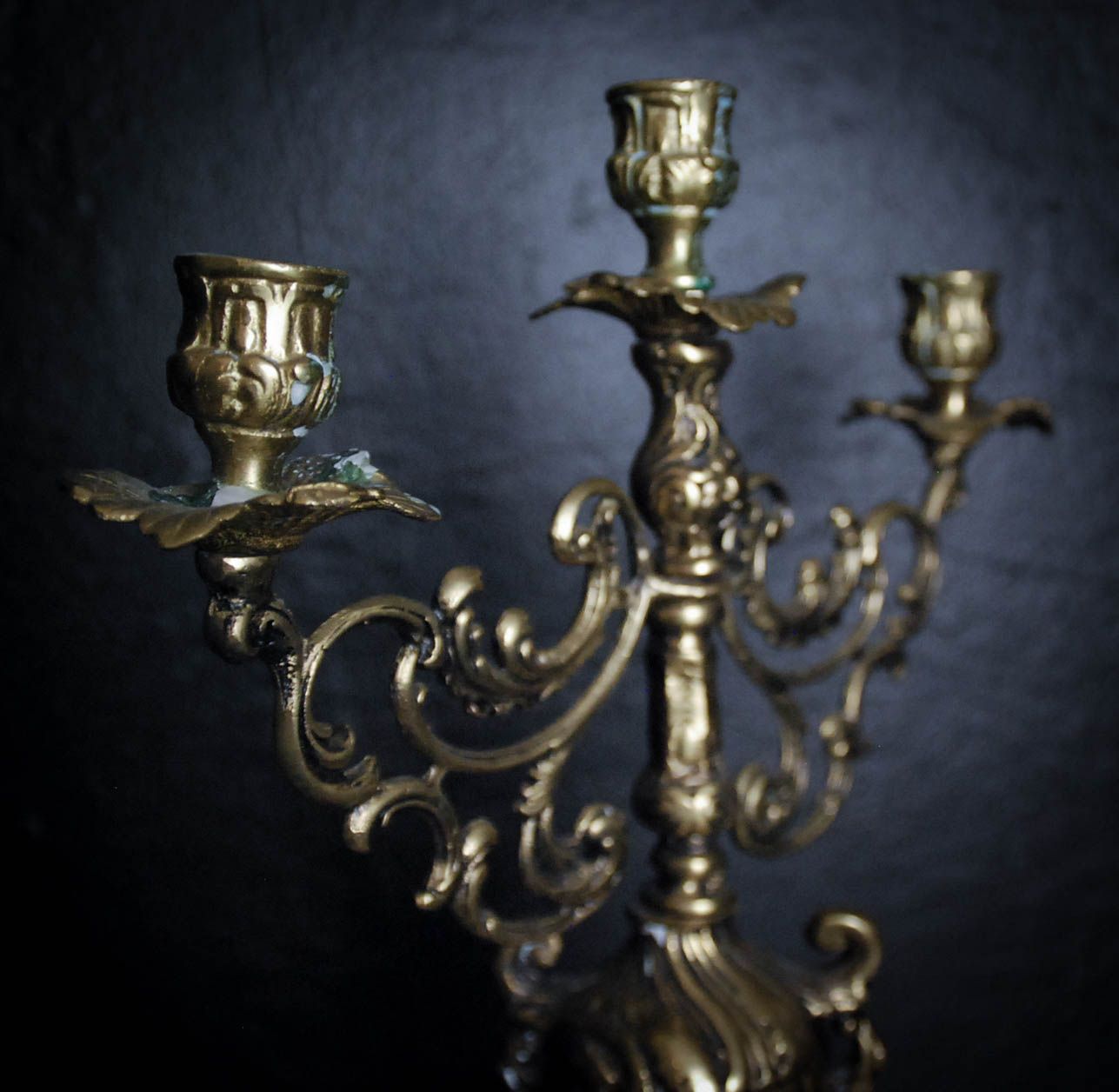3-arm tall candelabra