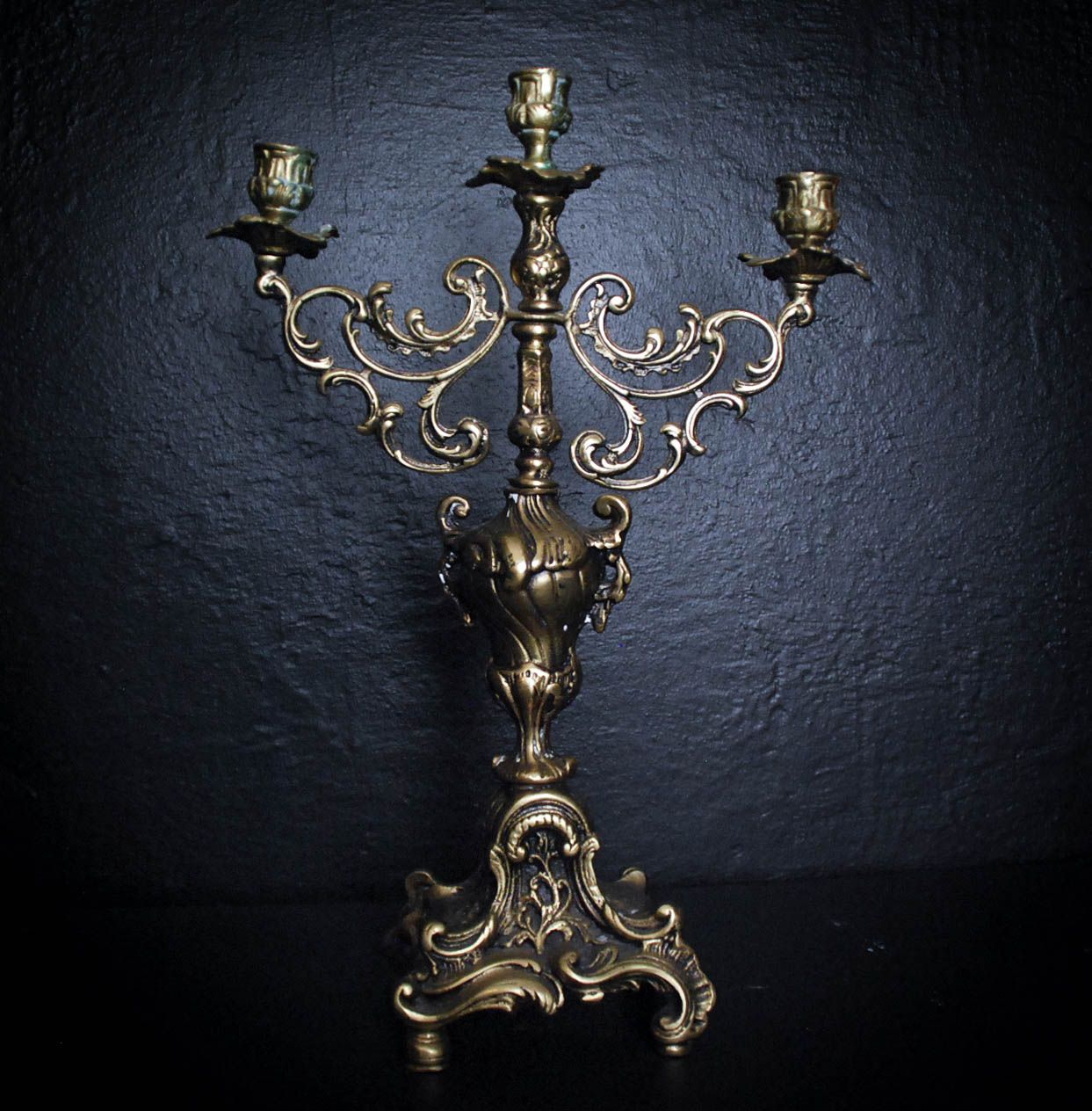 3-arm tall candelabra