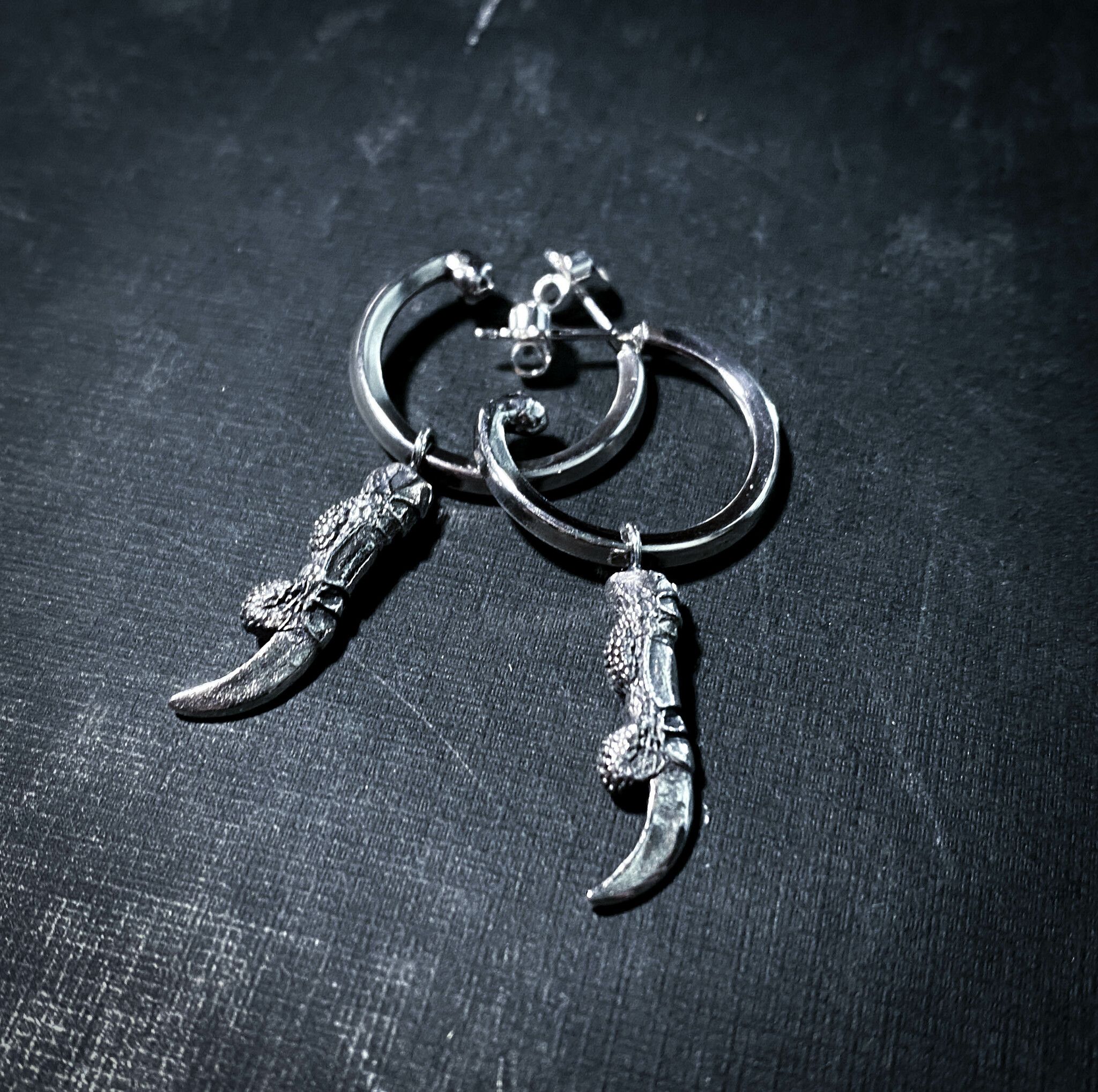 Crow claw örhängen