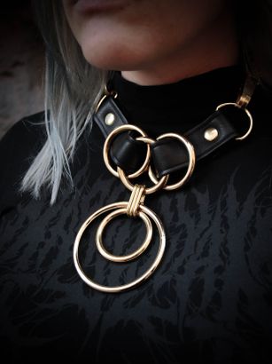 Infinity necklace gold