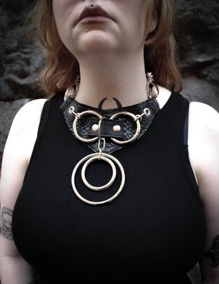 Armour necklace silver