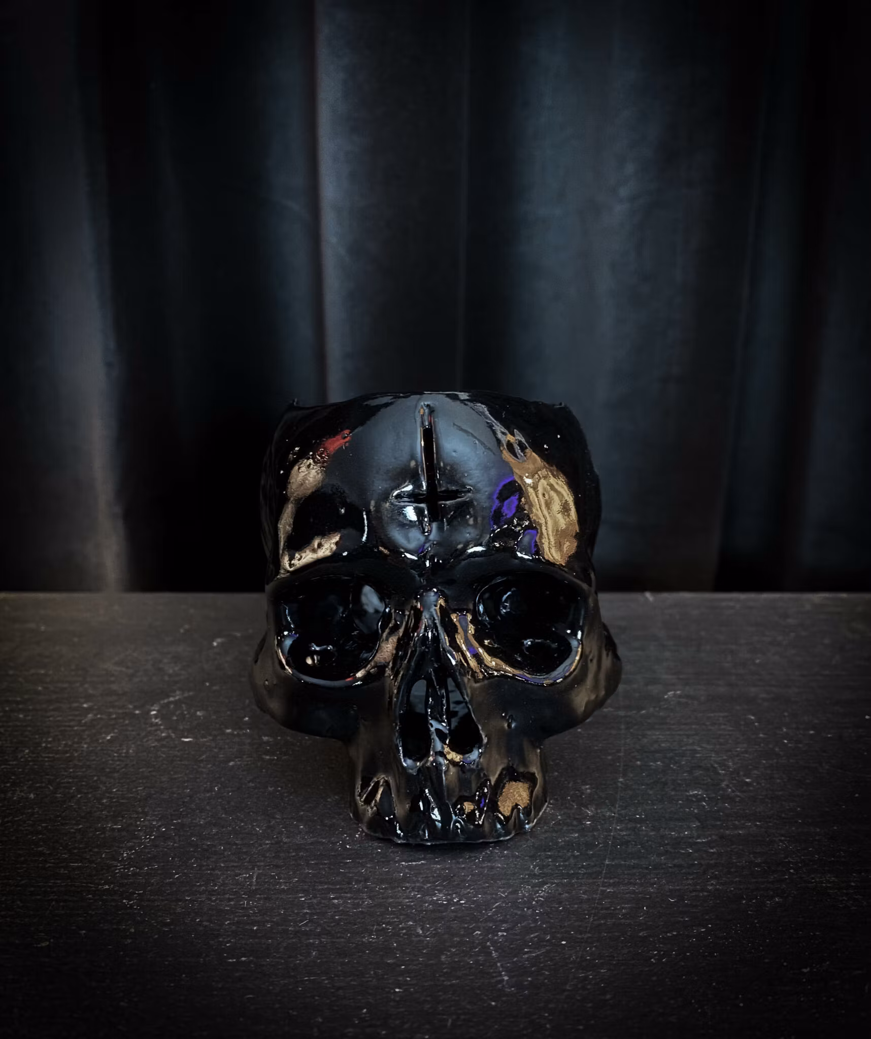 Ljuslykta skalle svart blank liten