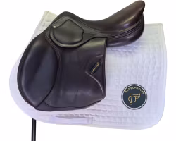 Amerigo, DJ Pinerolo, 17", brun, +1,5, kallpress