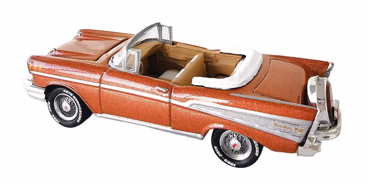 1957 Chevrolet Bel Air Conv Sierra Gold Johnny Lightning