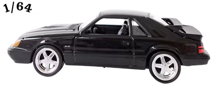 1985 Ford Mustang SVO Svart Auto World