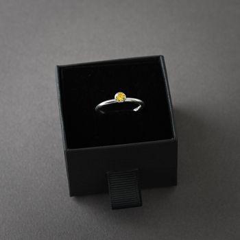 Ring med gul cubic zirkon
