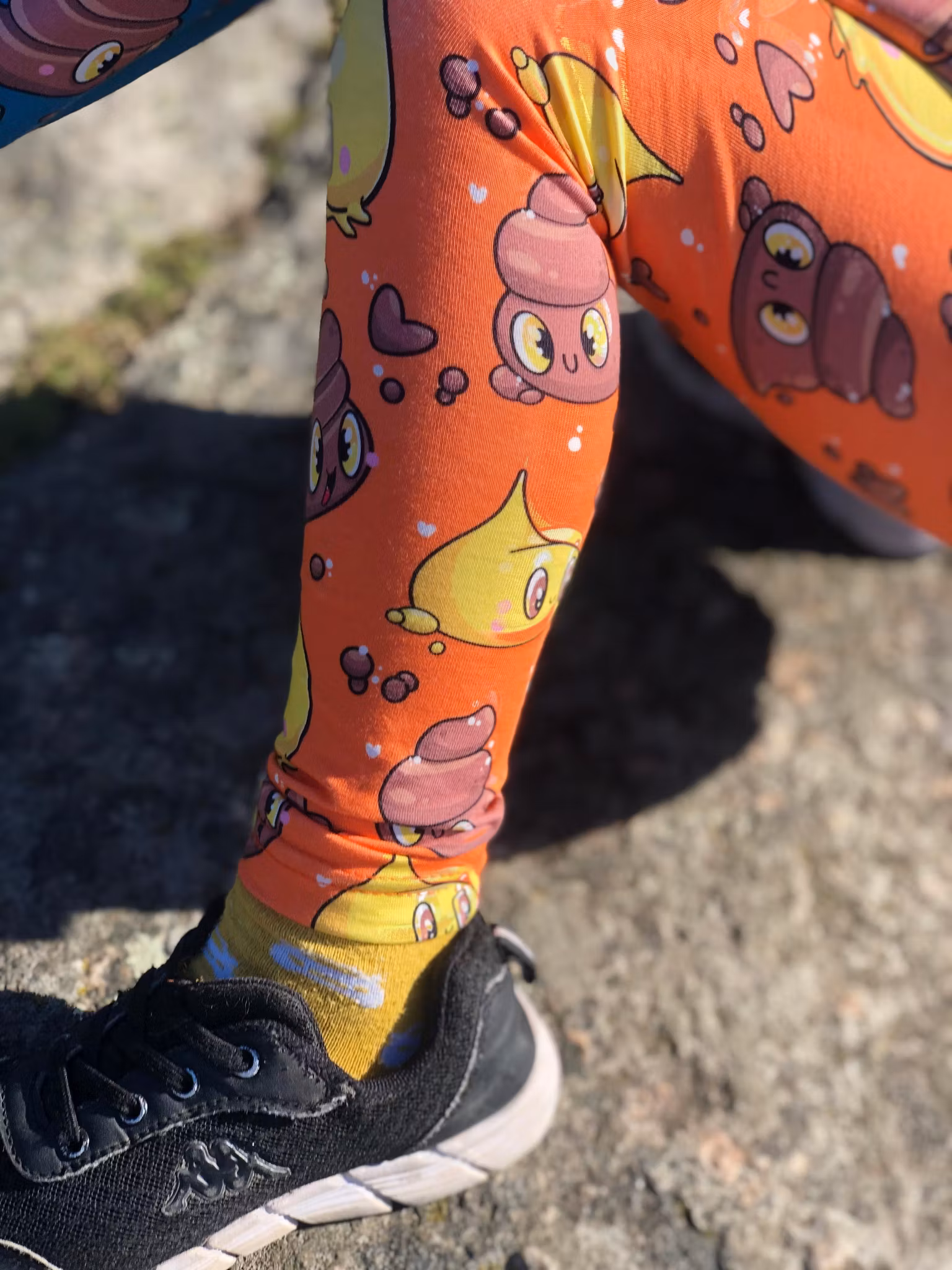 Pee&Poo - Funky Orange - Sista Biten - 150cm
