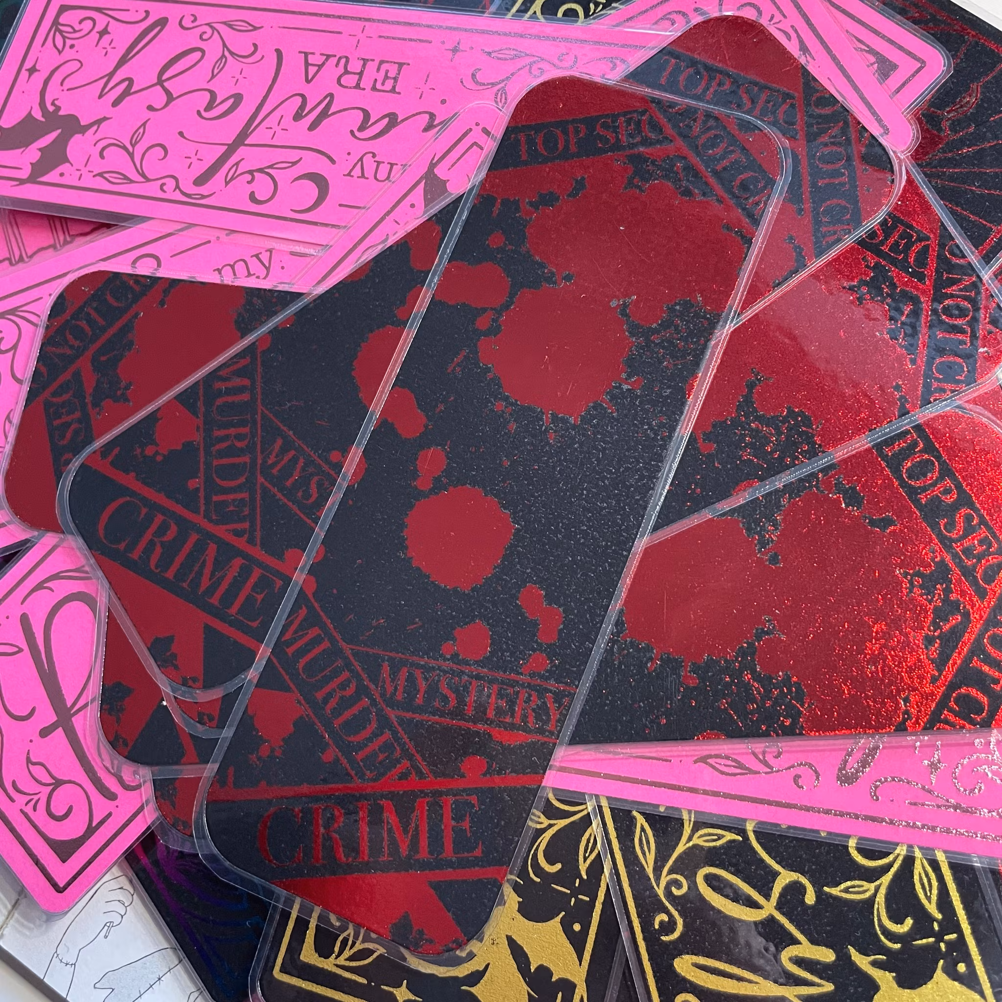 CRIME - flera färgval