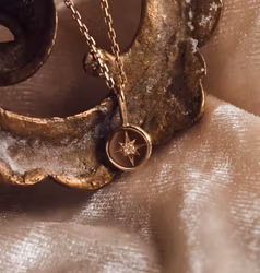 ''Lyckostjärna'' Pendant 18k Red Gold With Diamond