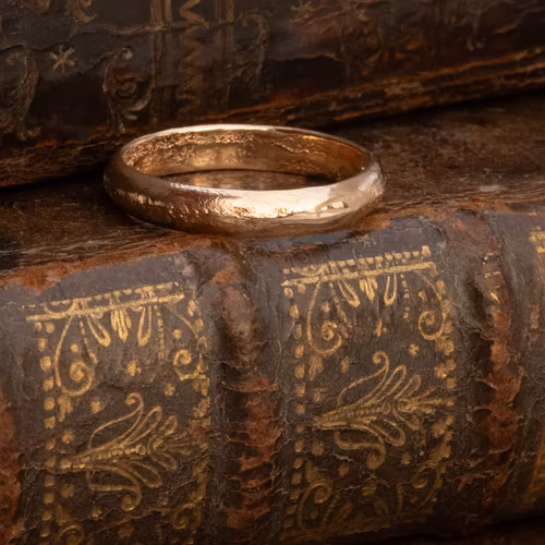 ''Vala'' Sandcasted 18k Red Gold Ring