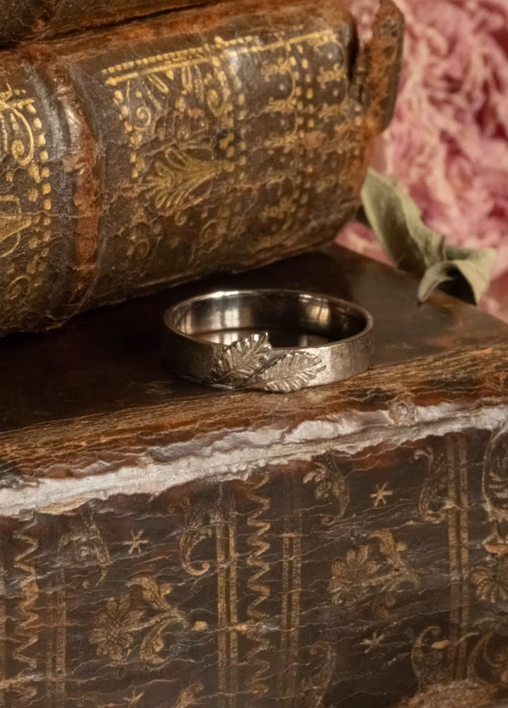 Leaf Ring 14k White Gold