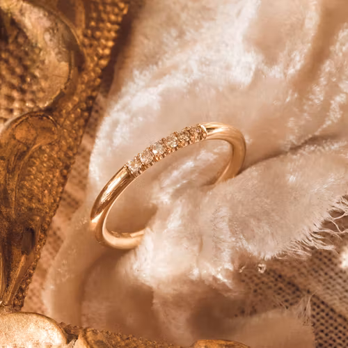 ''Vittra'' Diamond Ring 18k Red Gold