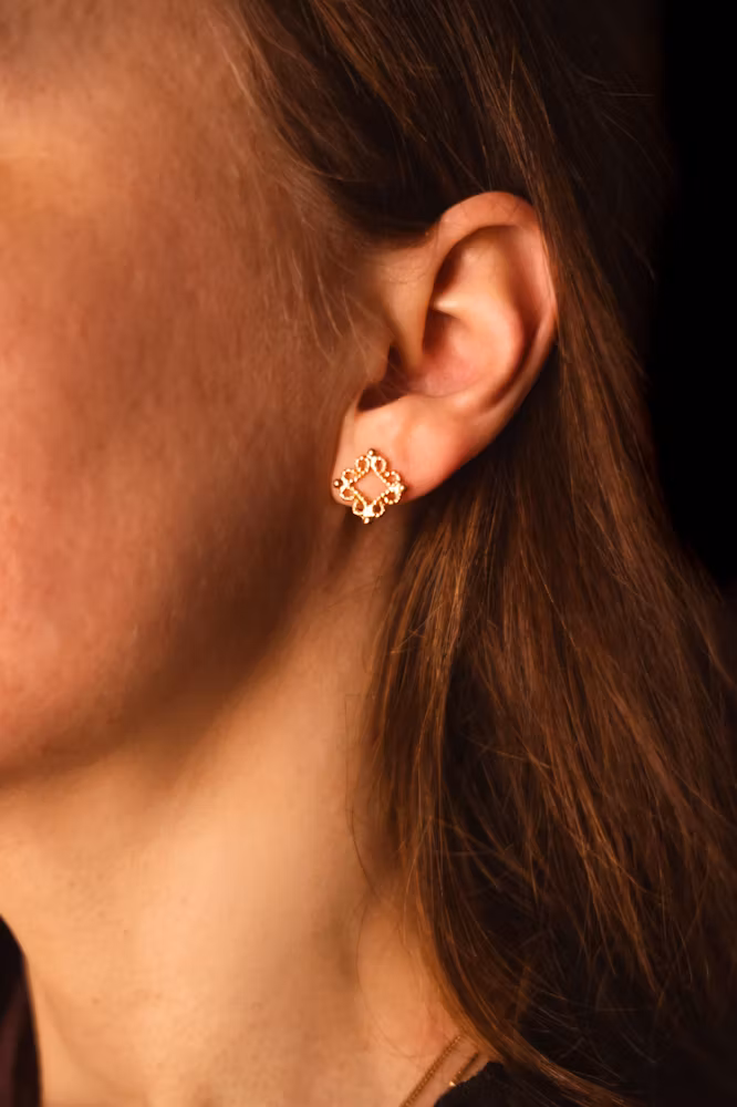 ”Fri” Earrings 18k Red Gold