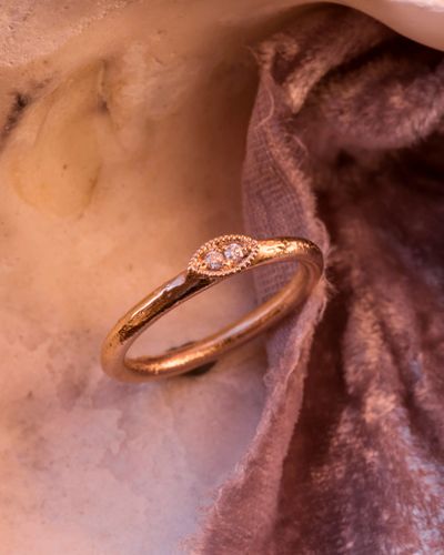 ''Tjärnglimma'' 18k Red Gold Ring With Diamonds
